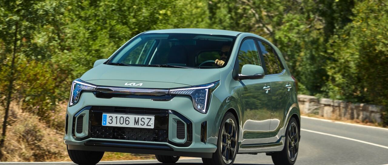 Todas las noticias de coches en un solo portal: Pruebas, fotos, vídeos, informes...