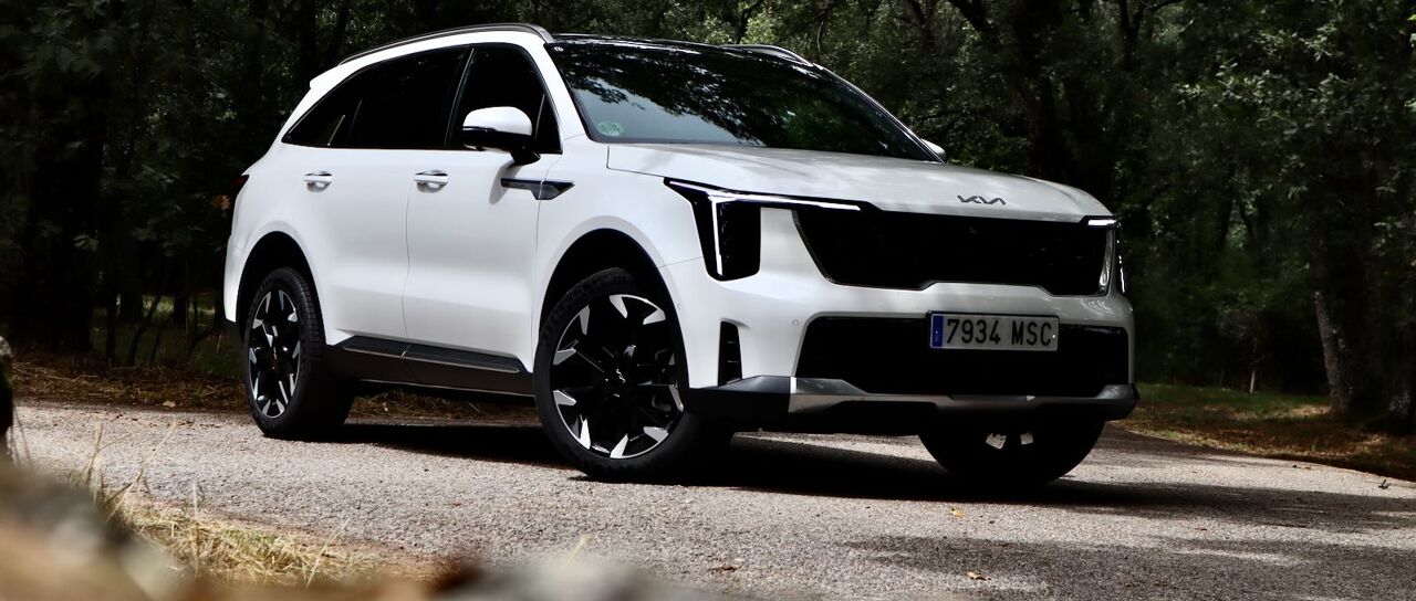 Todas las noticias de coches en un solo portal: Pruebas, fotos, vídeos, informes...