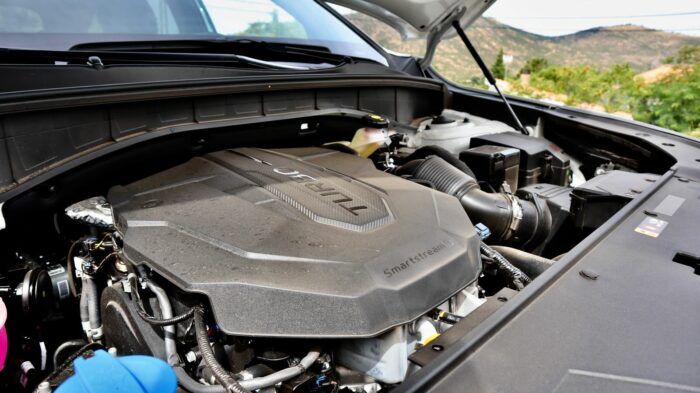 Kia Sorento 2024 Diesel Prueba Motor 1 700x393