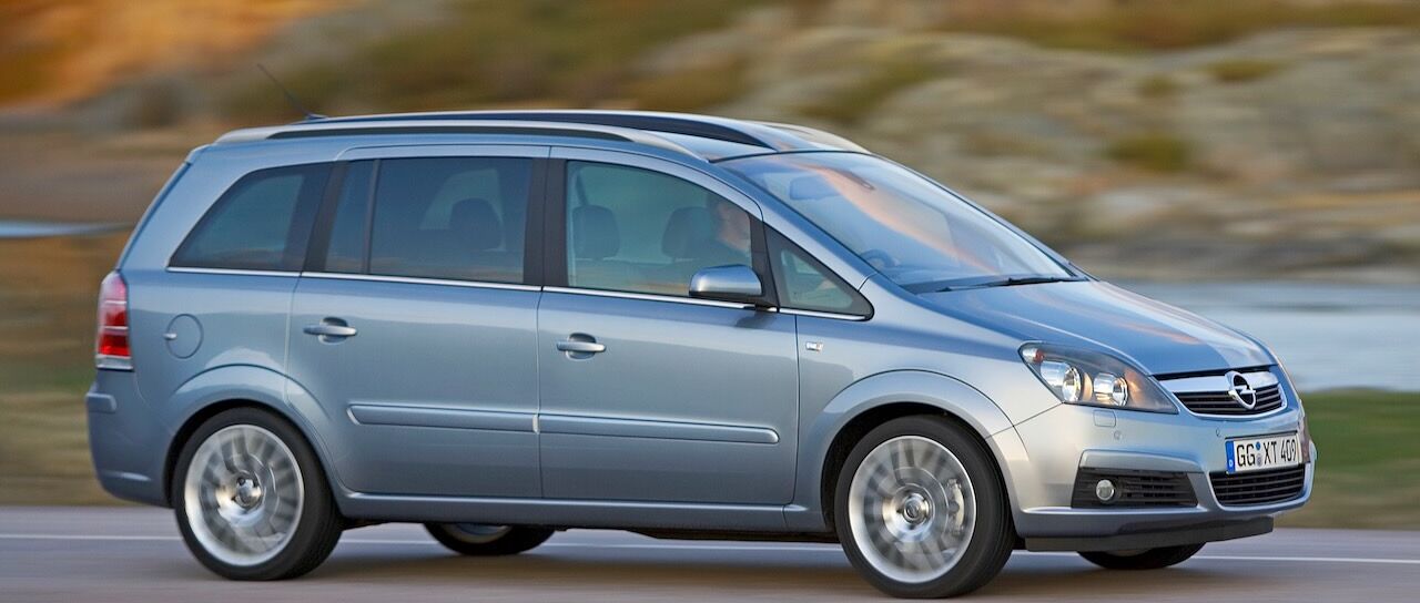 Todas las noticias de coches en un solo portal: Pruebas, fotos, vídeos, informes...