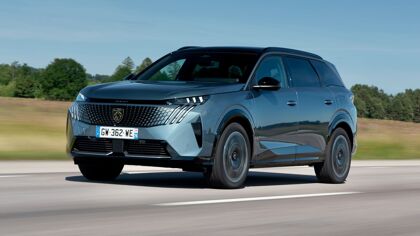 Peugeot E-5008, prueba contacto del SUV de siete plazas en versión eléctrica