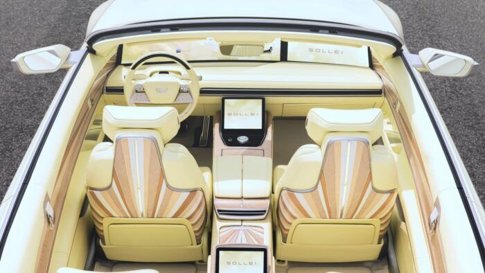 Cadillac Sollei Concept 2024 Interior 2 700x394