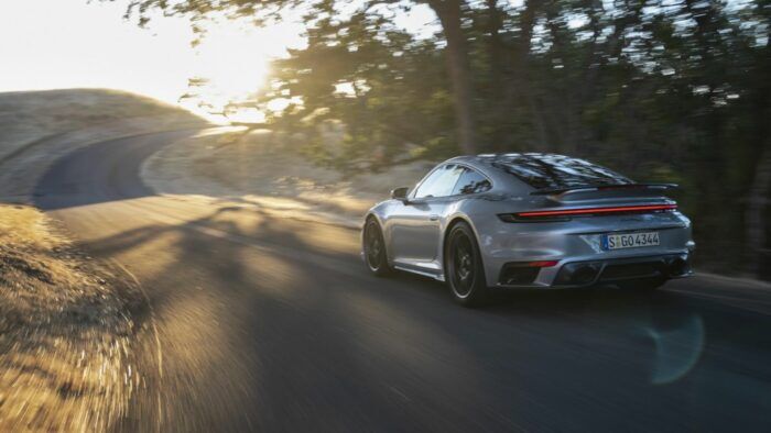 Porsche 911 Turbo 50 Years 2024 2 700x394