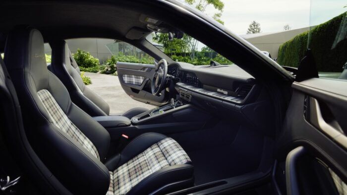 Porsche 911 Turbo 50 Years 2024 Interior 3 700x394