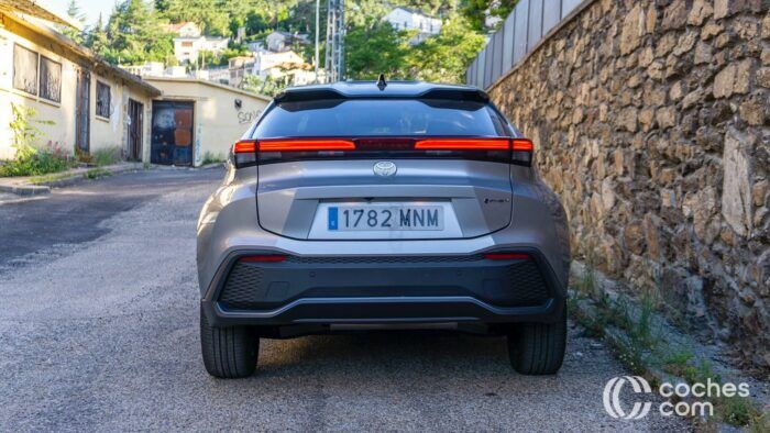 Toyota C HR PLug In Hybrid 2024 Prueba 7 700x394