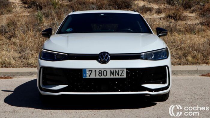 Volkswagen Passat ETSI Prueba 1 700x394