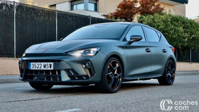 CUPRA Leon EHybrid Prueba 1 700x394