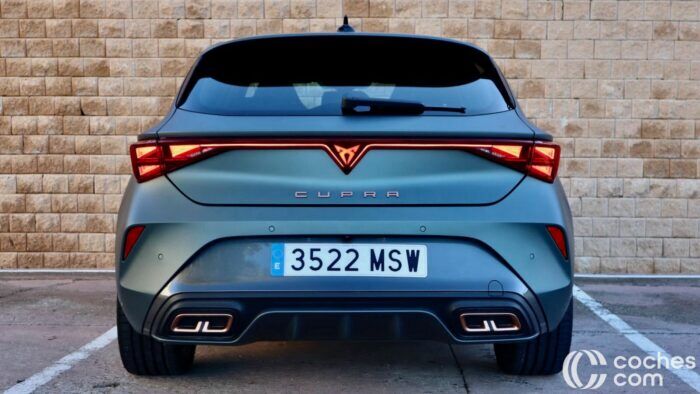 CUPRA Leon EHybrid Prueba 12 700x394