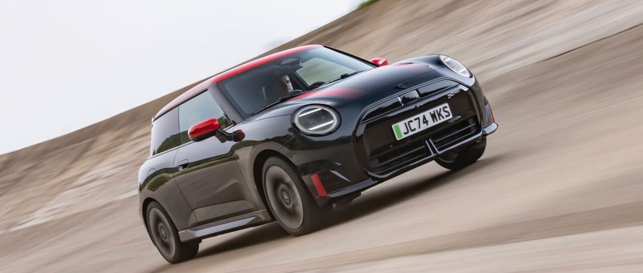 Todas las noticias de coches en un solo portal: Pruebas, fotos, vídeos, informes...