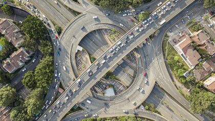 Los coches siguen envejeciendo en España y la edad media ya está en 14,6 años