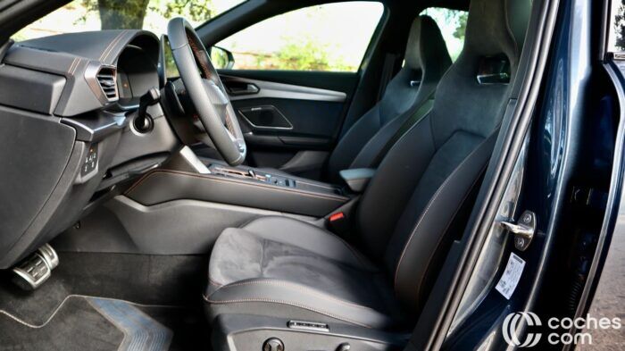 CUPRA Formentor ETSI Prueba Interior 14 700x393