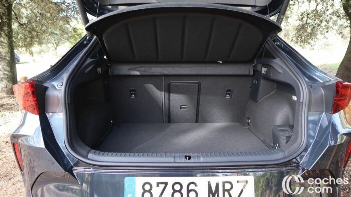CUPRA Formentor ETSI Prueba Maletero 1 700x393