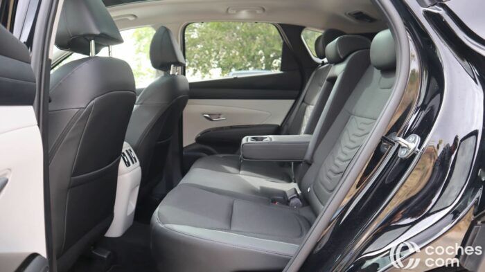 Hyundai Tucson HEV 2024 Prueba Interior 2 700x393