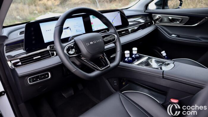 Omoda 5 EV Prueba Interior 1 700x393