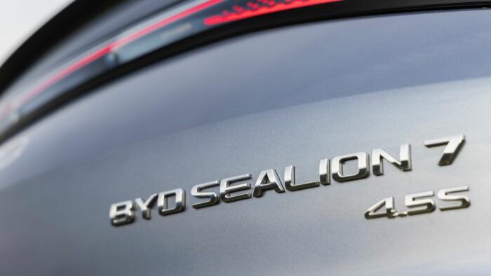 BYD Sealion 7 AWD 2024 Detalle 7 700x394