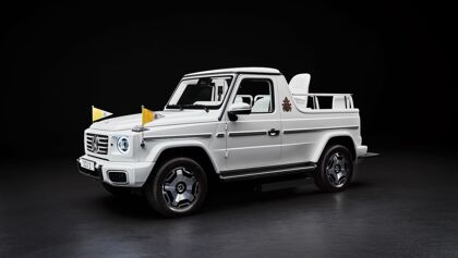 El Papamóvil se reinventa en forma de Mercedes Clase G eléctrico