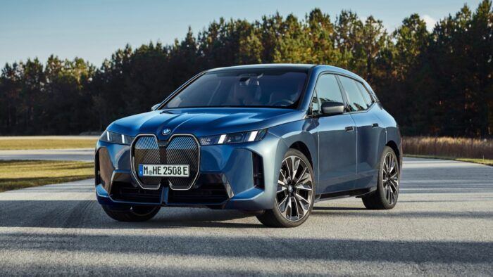 BMW IX XDrive 60 2025 5 700x394