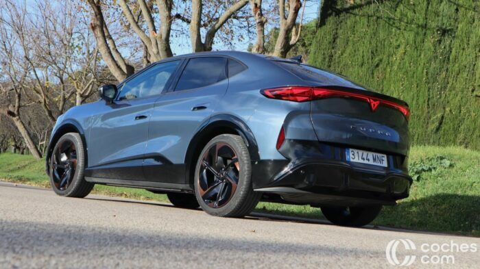 Cupra Tavascan VZ Prueba 16 700x393