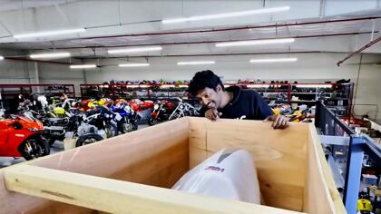 La moto japonesa más cara de la historia llevaba 20 años guardada en una caja