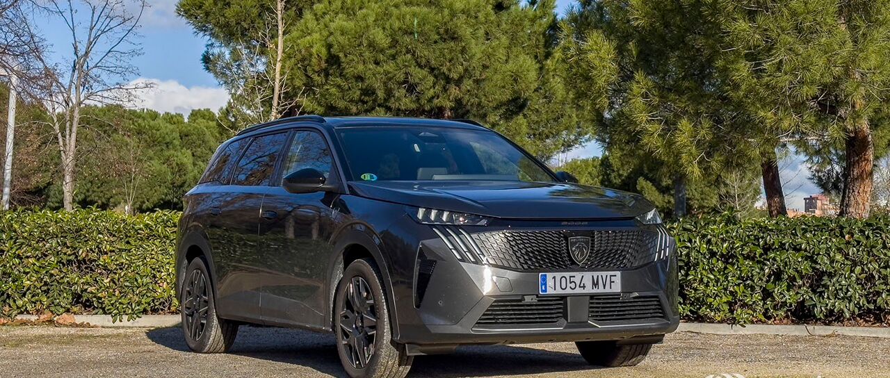 Todas las noticias de coches en un solo portal: Pruebas, fotos, vídeos, informes...