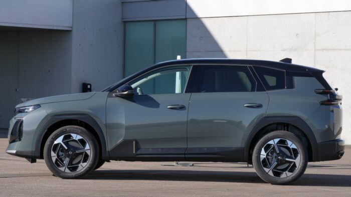 Citroen C5 Aircross 2025 66 700x394