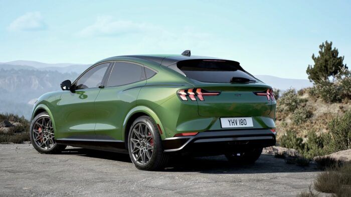 Ford Mustang Mach E 2025 4 700x394