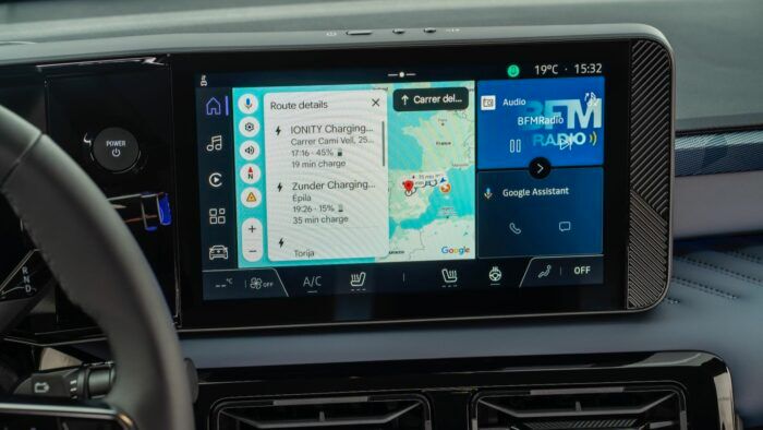 Nissan Micra 2026 Interior 4 700x394