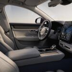 Volvo S90 T8 Recharge 2025 Interior 11 150x150