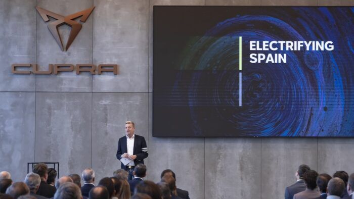 Wayne Griffiths 1 700x394