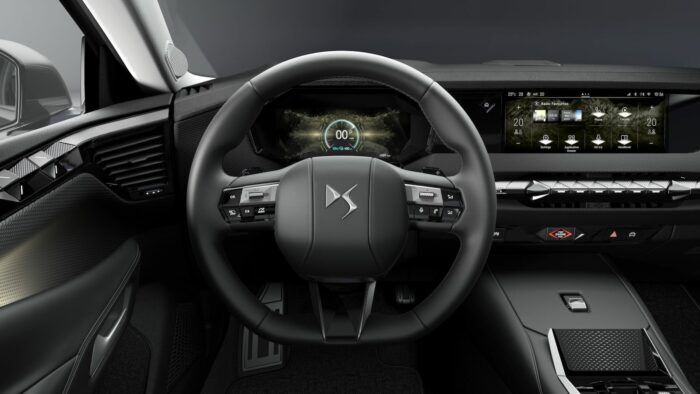 DS N 4 E Tense Etoile 2025 Interior 4 700x394
