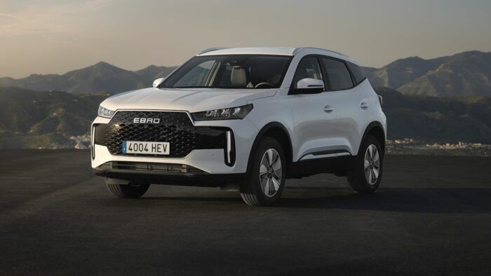 Ebro S400 2025 5 700x394