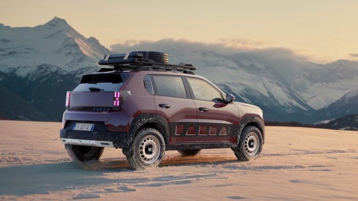 Fiat Grande Panda 4x4 Manifesto 1 700x394