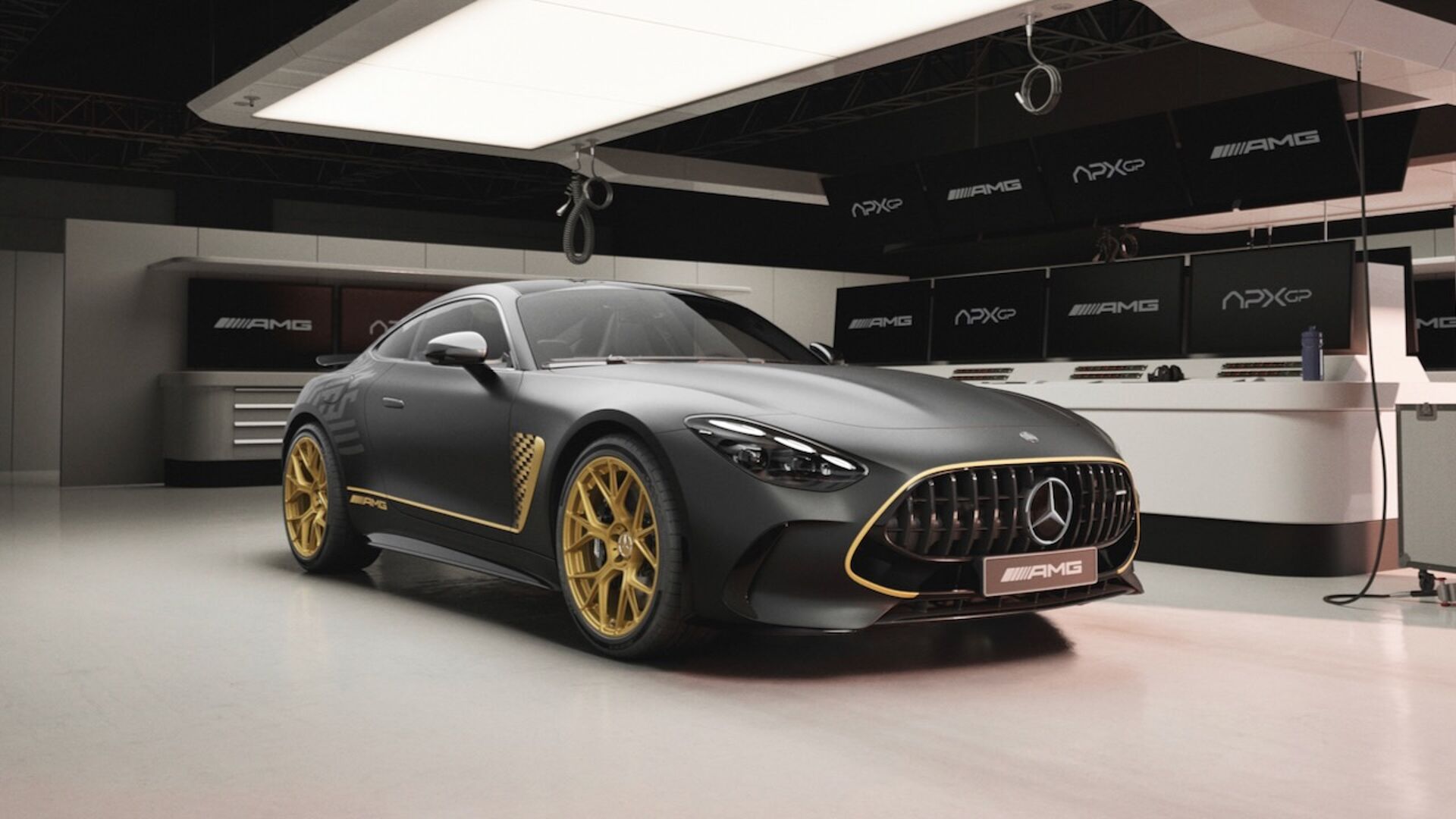 Mercedes-AMG präsentiert hochexklusives Sondermodell zum Film F1 – einem der intensivsten Rennfilme aller ZeitenMercedes-AMG presents highly exclusive special edition for start of the new movie F1 – one of the most exciting and intense racing films