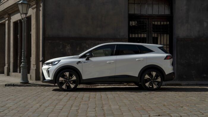 Mitusbishi Grandis 2026 11 700x394