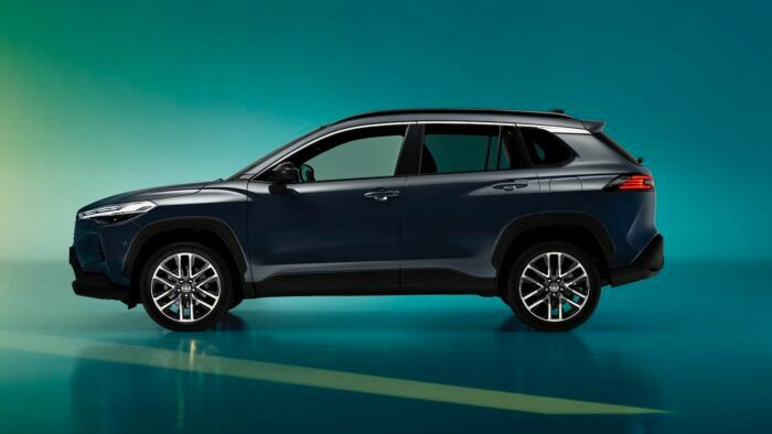 Toyota Corolla Cross HEV 2026 5 700x394