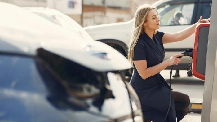 Carga Coche Electrico 4 700x394