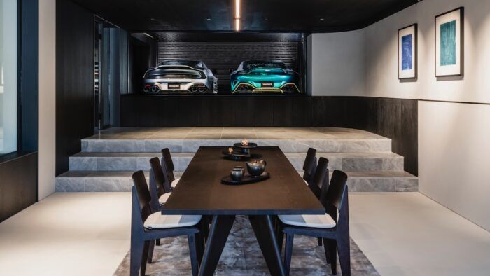 Aston Martin No 001 Minami Aoyama 13 700x394