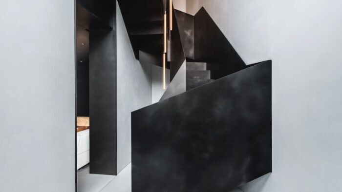 Aston Martin No 001 Minami Aoyama 16 700x394