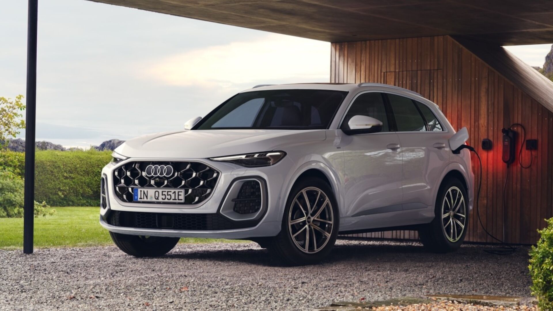 Audi Q5 SUV e-hybrid