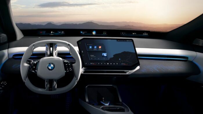 BMW IX3 50 XDrive 2026 Interior 1 700x394