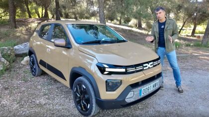 Dacia Spring: ¿autonomía suficiente? ¿es seguro? Nuestras opiniones, en vídeo