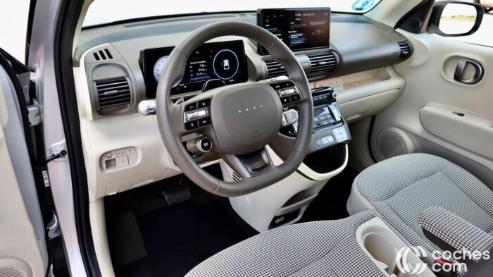 Hyundai Inster 2025 Prueba Interior 13 700x393