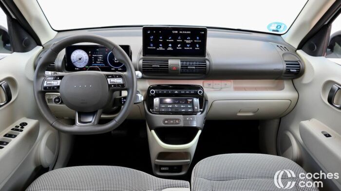 Hyundai Inster 2025 Prueba Interior 17 700x393