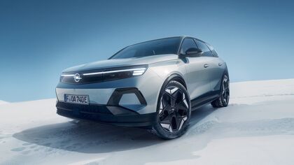 Opel Grandland Electric AWD: el tope de gama viene con tracción total y 325 CV