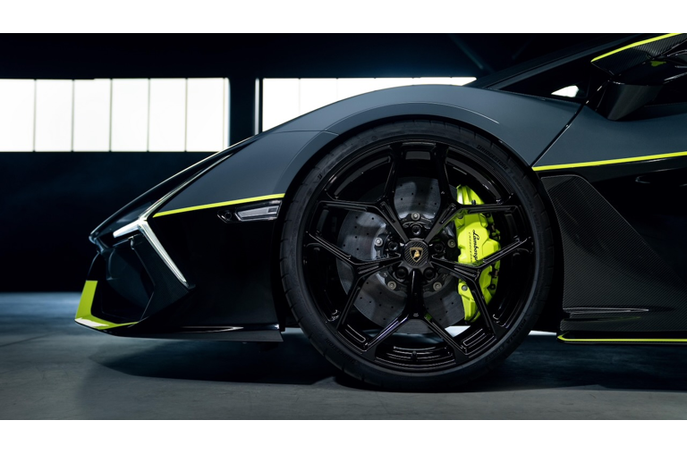 Verde-Scandal-Lamborghini-5.jpeg