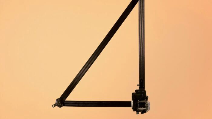 Volvo-cinturon-seguridad-multiadaptativo-3-700x394.jpeg