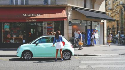 Parar, detenerse o estacionar el coche: diferencia entre estas tres habituales acciones