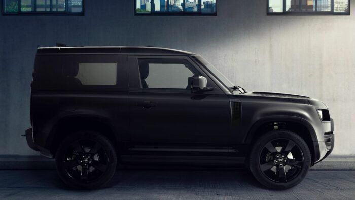 Land Rover Defender Edition 53 2 1 700x394