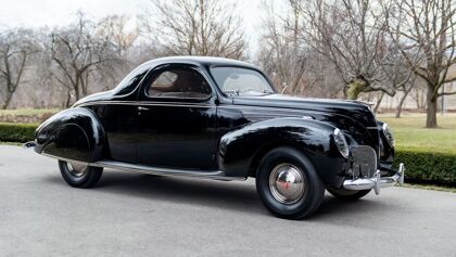 Lincoln Zephyr, el V12 elegante y asequible de la América de los años 30