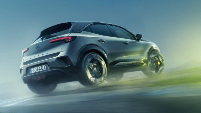 Opel Mokka GSe 2 700x394